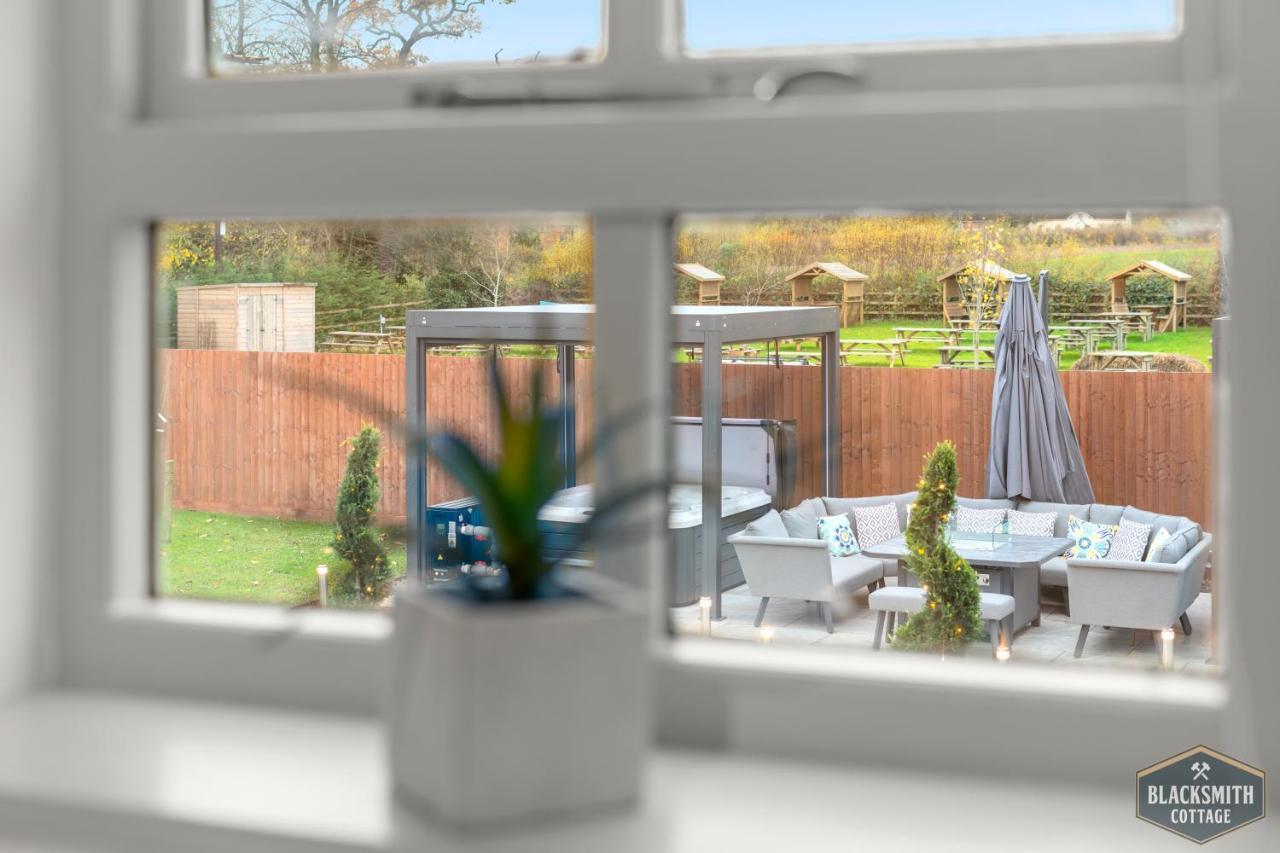 6Br Luxury Cottage, Hot Tubs, Hoar Cross, Staffordshire Newborough  外观 照片