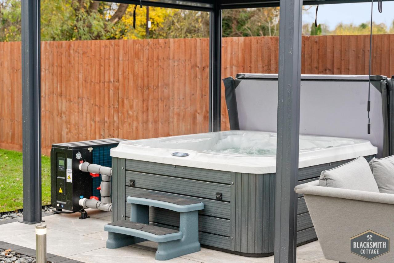 6Br Luxury Cottage, Hot Tubs, Hoar Cross, Staffordshire Newborough  外观 照片